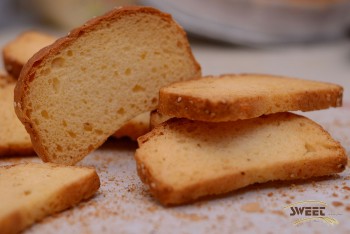Square Rusk